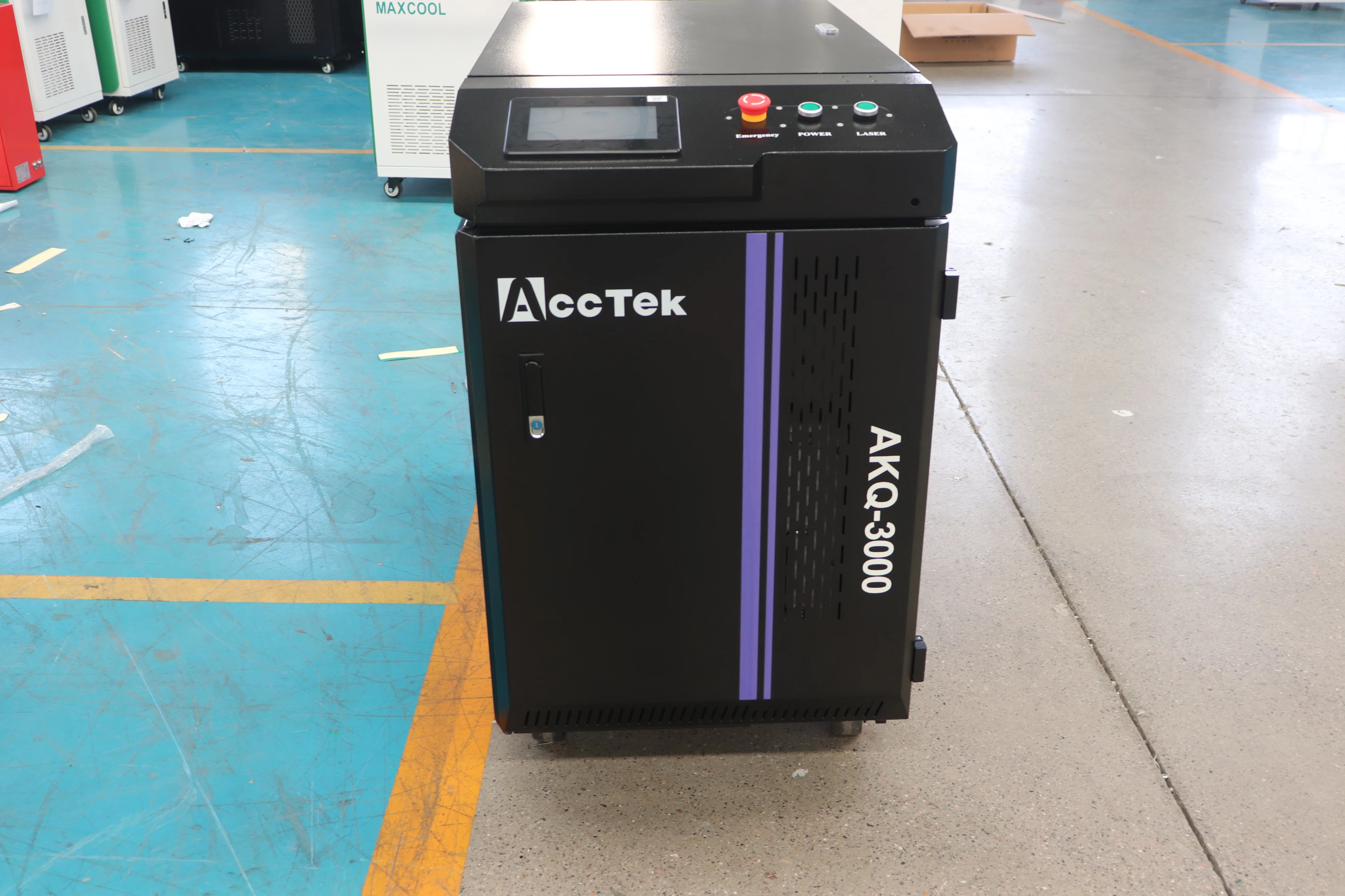 Made in China ACCTEK China Hand-held fiber laser cleaner cleans metal paint/oil/stainless steel/car chassis