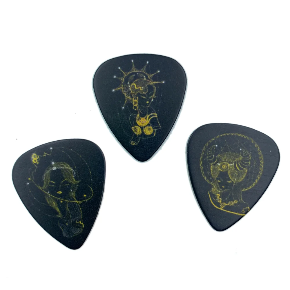 12 Pack in A Tin Box 0.71mm Medium Guitar Picks Celluloid Mediators Constellation Plectrum Guitar Accessories For Acoustic