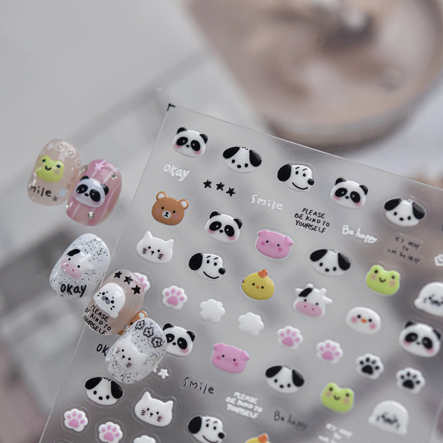 Niedliche Cartoon-Zoo-Tiere Jelly 5D Selbstklebende Nagelaufkleber Panda Schwein Huhn Bär Hase Pfotenabdruck Nagelsticker Maniküre-Deko