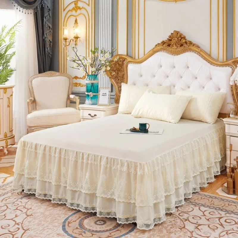 3 Layers Bed Skirt Lace Ruffled Bed Skirt Couvre Lit Bedroom Bed Cover with Surface Non-slip Mattress Cover Bedsheet Bedspread