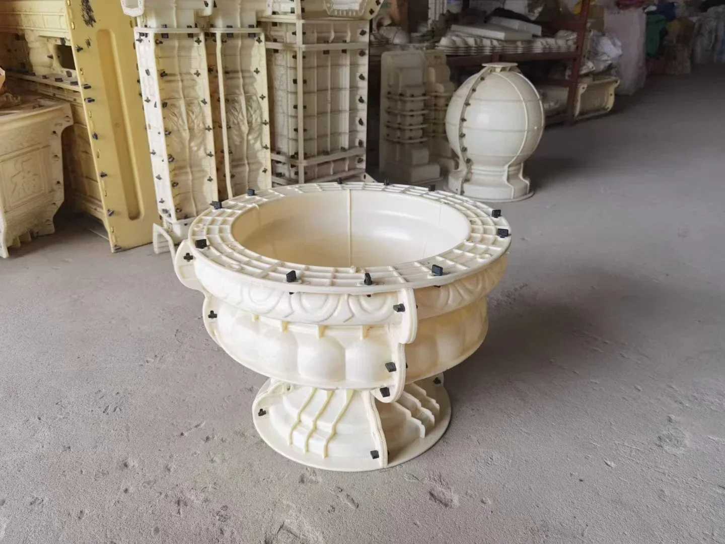 Reazone ABS جودة عالية قطر 60 سنتيمتر البلاستيك قوالب زراعة أصيص الخرسانة مسبقة الصنع للبيع