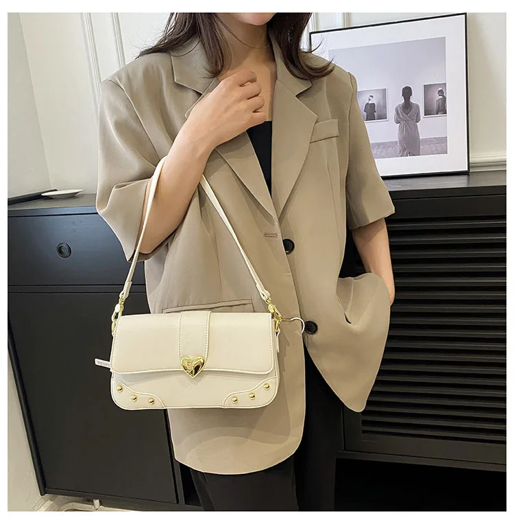 

2025 new Korean version of urban simple small square bag underarm bag temperament women's shoulder bag oblique span bag