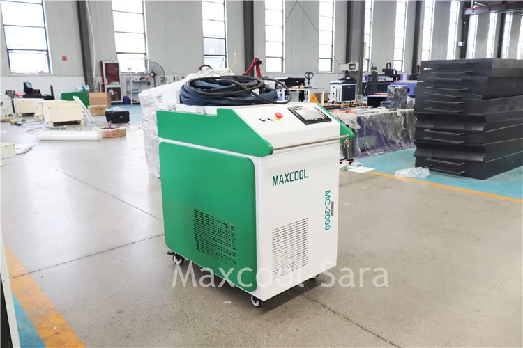 Handheld Easy-Operated Fiber Laser Cleaner Car and Metal Surface fiber Laser Cleaning Machine