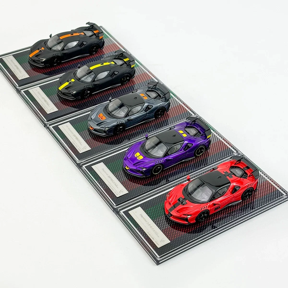 뉴 스팟 U2 1:64 페라리 SF90 SF90XX 스트라달레 레진 자동차 모델 컬렉션 장식품 선물