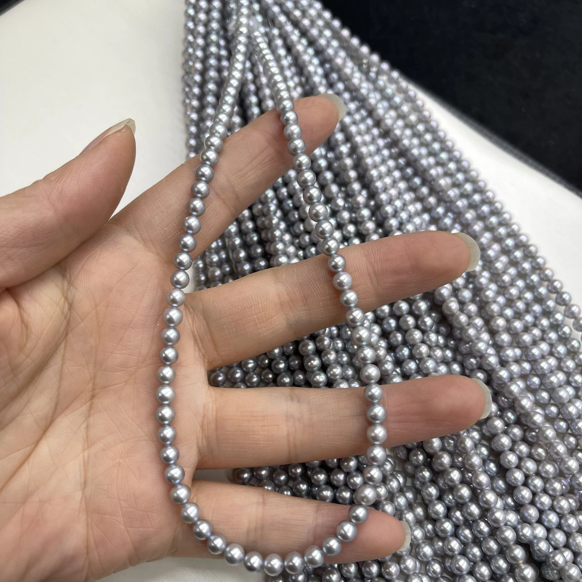 

Полуфабрикаты из пресноводного жемчуга, серого цвета, 4-5 мм, круглые, для изготовления ювелирных изделий, браслетов, ожерелий, аксессуаров для рукоделия.