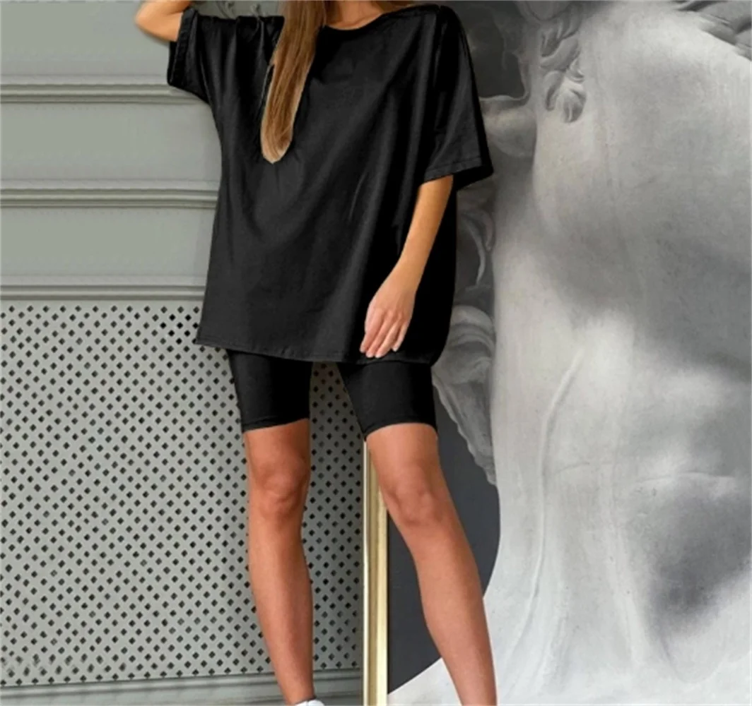 

Women's solid color casual round neck loose T-shirt top, elastic waistband shorts, sports fitness yoga set