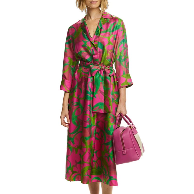 Bright Colors Paired with Fashionable Seasonal New Products, Women\'s Dresses with Retro and Casual Versatility