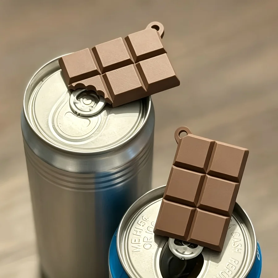 1pc Chocolate-Shaped Can Opener Keychain, Portable Soda Pull Tab Opener, Creative Novelty Gift for Women with Long Nails