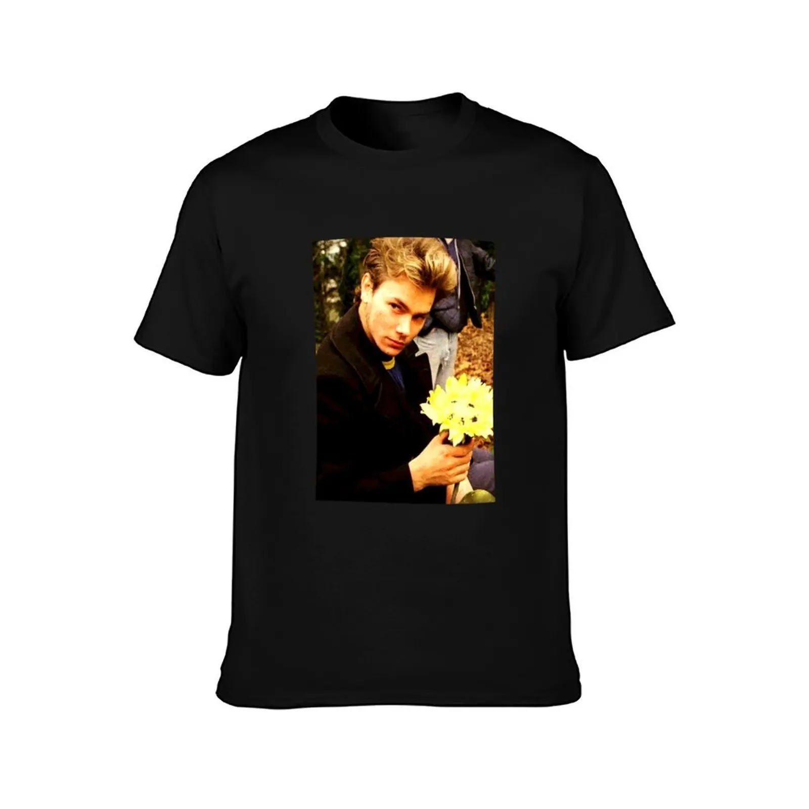 River Phoenix- My Own Private Idaho T-Shirt Casual Graphic Print Tee