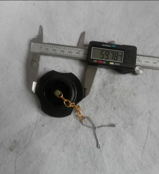 غطاء زيت الوقود MS720 لـ STIHL 080 070 090 والمزيد من المناشير المقطوعة غطاء خزان المنشار REPL. OEM 11073500500 1106-640-3600 #6