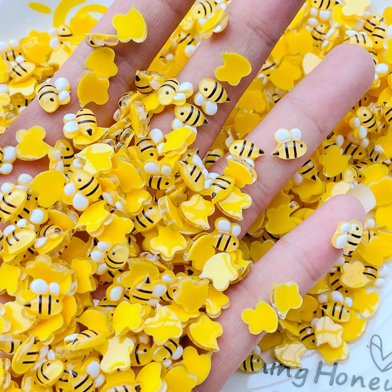 50/100 Pcs New Mini Kawaii Phim Hoạt Hình Đáng Yêu Honeybee Resin Cabochon Sổ Lưu Niệm Tự Làm Đồ Trang Sức Thủ Công Trang Trí Phụ Kiện Cho J64