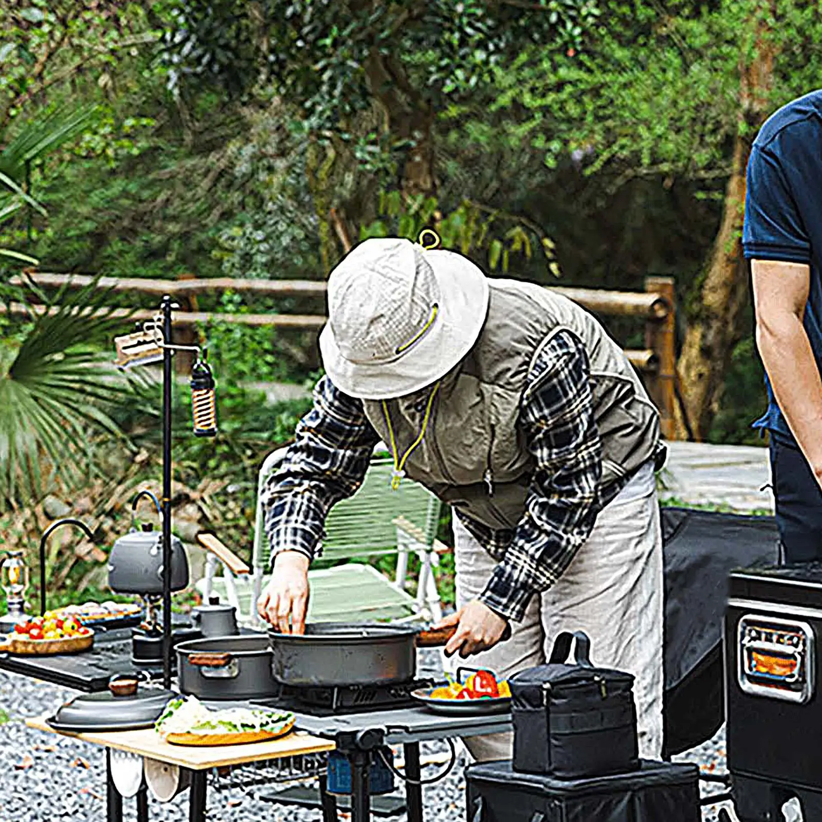

Camping Pans Portable Lightweight Wooden Handle Cookware Camping Frying Pan With Steamer For 2-3 People Picnic Hiking