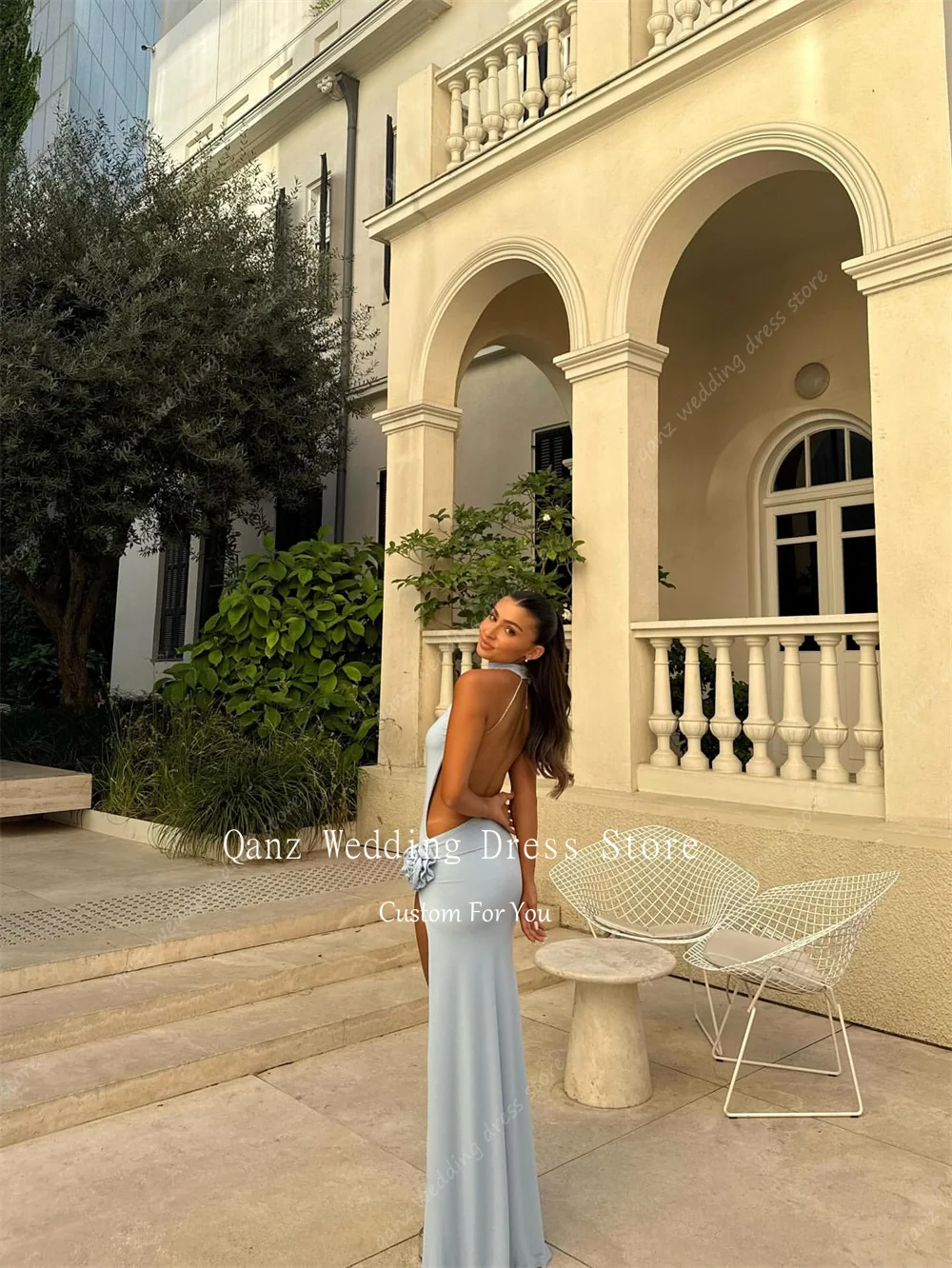 فساتين حفلات حورية البحر المثيرة من Qanz باللون الأزرق السماوي من الساتان بفتحة عالية الساق بدون ظهر مناسبة خاصة للنساء حسب الطلب