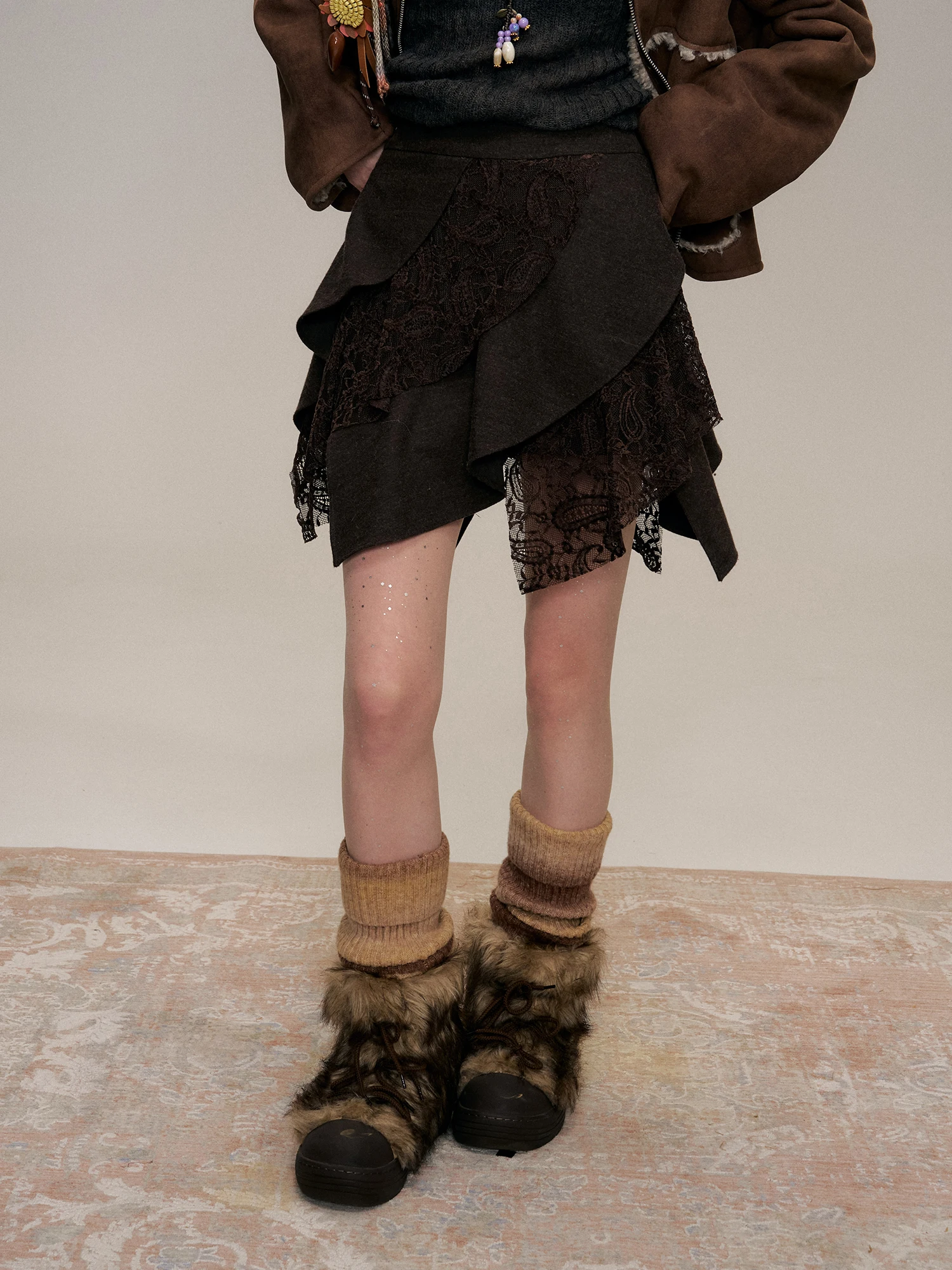 

Romantic Lace Splicing Irregular Hem Short Skirt Lazy Style Half-length Skirts for Ladies Girl Casual Leisure Scenarios