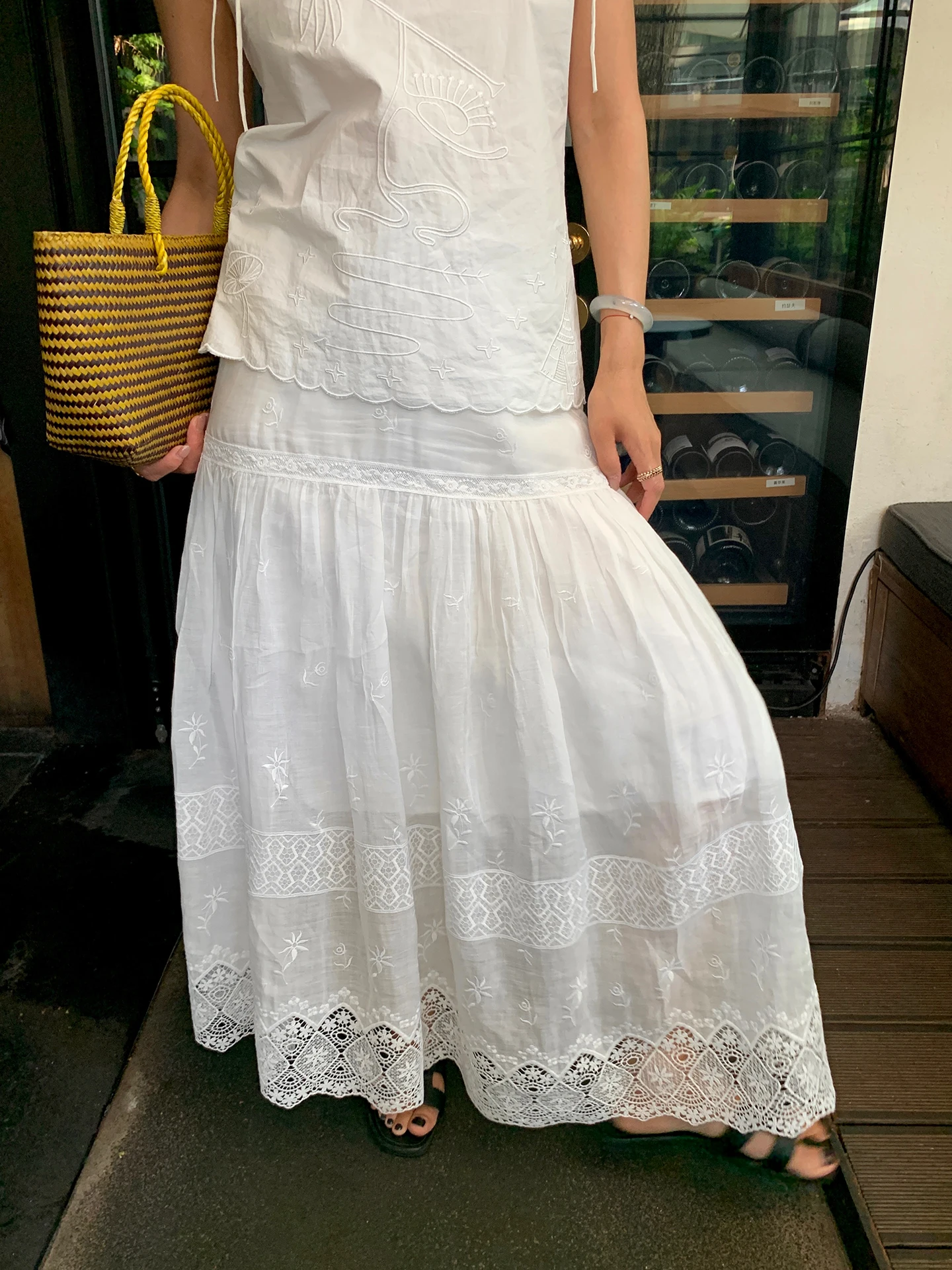 

White Lace Trim Half Skirt Design Sensation Small Audience 2026 Summer New Cake Skirt mid Waist A-Line Casual Loose Fit