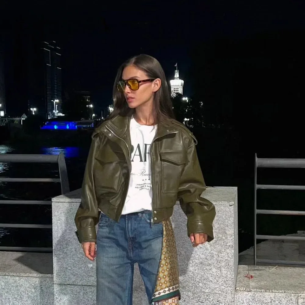 KONDALA 2025 Fall Winter Green Faux Leather Women Jackets Fashion Epaulet Zip Up Vintage Country Style Chic Ladies Jackets