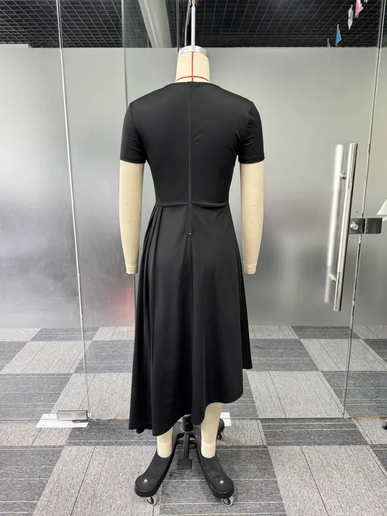 حجم كبير فساتين الأفريقية للنساء S-3XL الصيف الأفريقي قصيرة الأكمام الأسود الخامس الرقبة البوليستر ميدي فستان وتتسابق الملابس الأفريقية