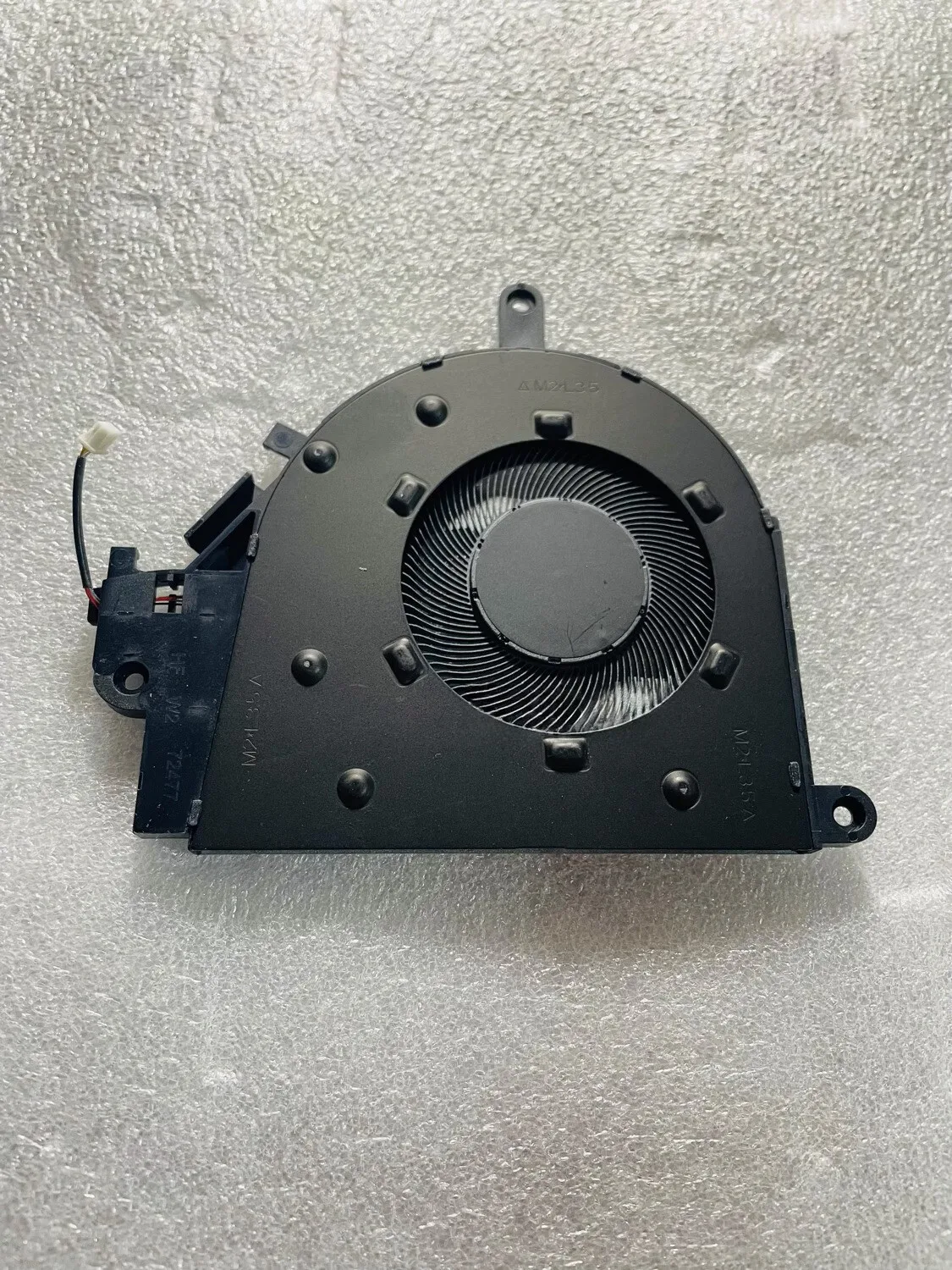 

for Lenovo ideapad Slim 3 15AMN8 16ABR8 CPU COOLING FAN 5F10S14077