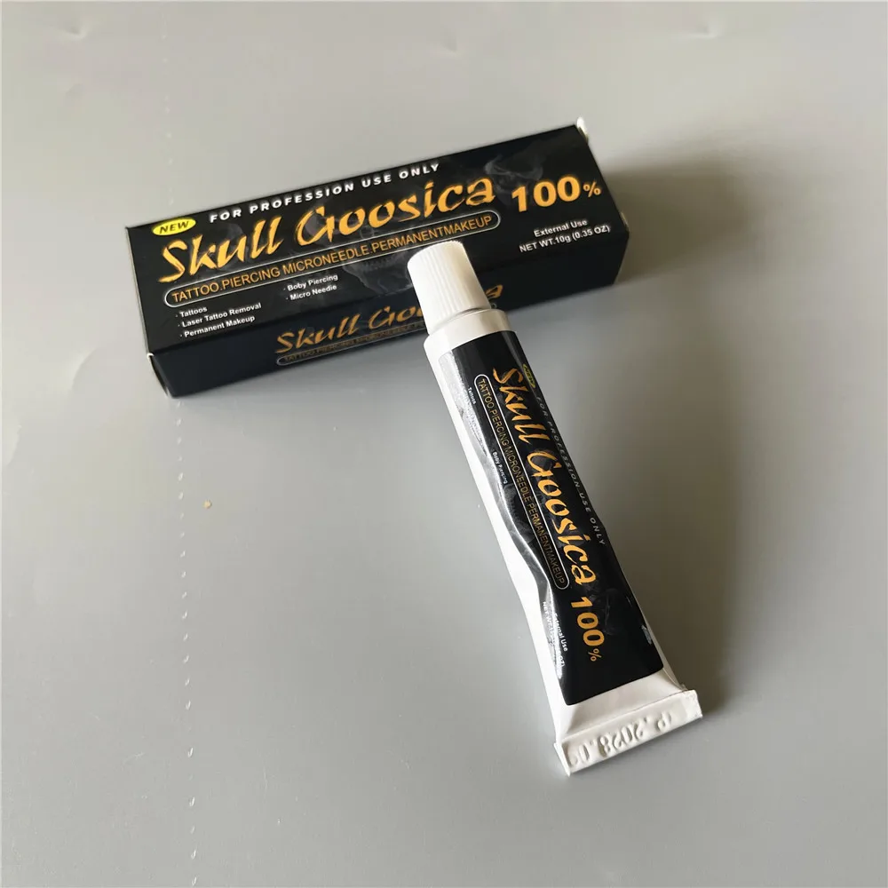 Groothandel Drop SCHEDEL 100% Goosica Voordat Tattoo Crème Roze Kleur voor Semi Permanente Make-Up Piercing Microblading Wenkbrauw Lip 10G