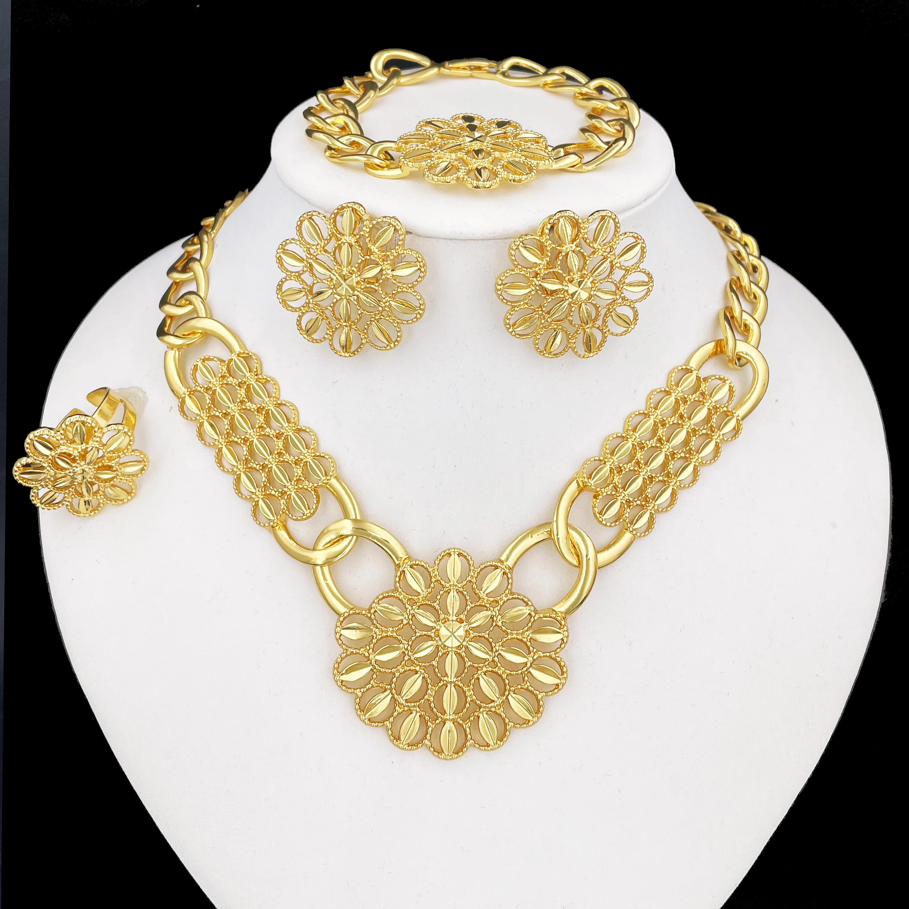 Classic Design Women Jewelry Set Italy 18K Gold Plated Necklace Earrings Bracelet And Ring 4PCS Jewelry Set Wedding Party Gift