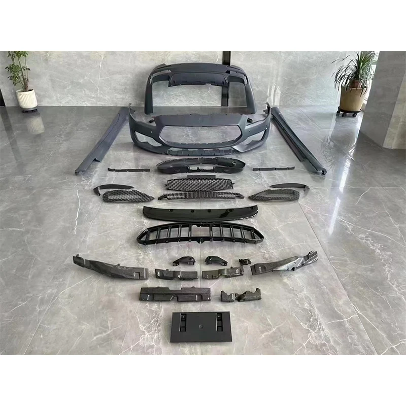 Clrak AutomobileRunde High Quality Body Kit for Maserati Quattroporte Upgrade Trofeo Style PP Front Bumper Grille Side Skirt Sp