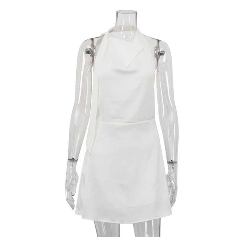 Damenbekleidung2025Neues drapiertes Satinkleid Sexy rückenfreier Neckholder-Krawattenrock