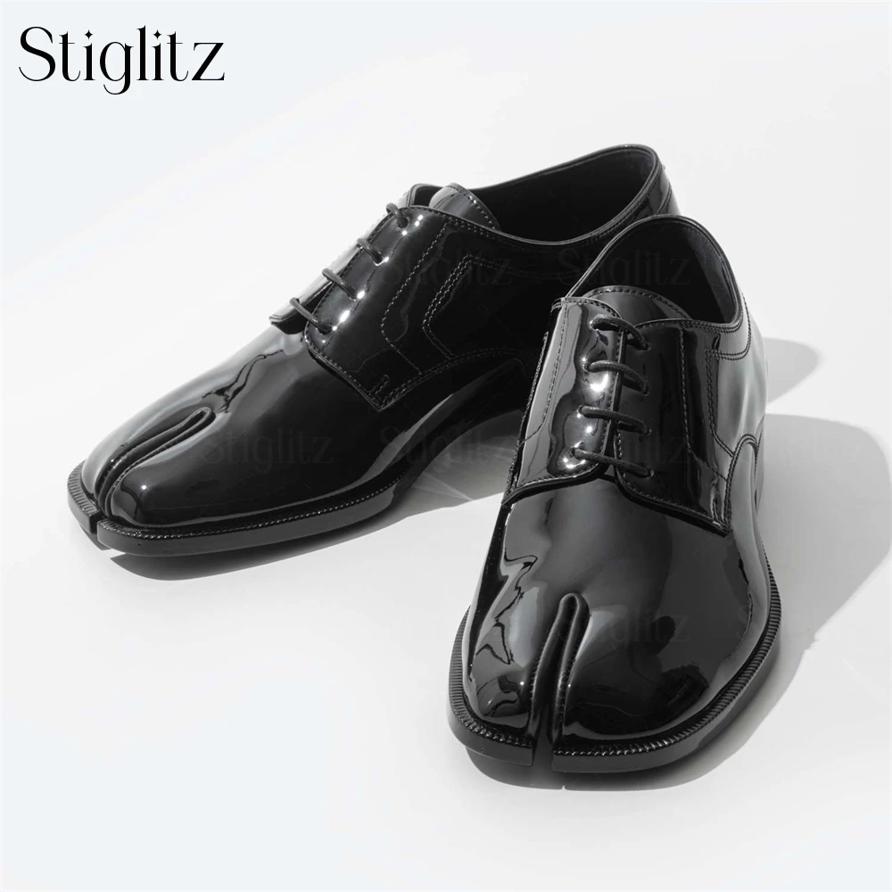 

Black Patent Leather Tabi Oxfords Square Split Toe Novelty Leather Shoes Designer Lace-Up Leather Men Shoes Elegant Dress Shoes