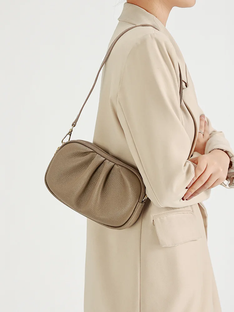 

Women Small Crossbody Bag Top-grain Cowhide Leather 2026 New Simple Versatile Genuine Leather Pleated Mum Bag / Mobile Phone Bag