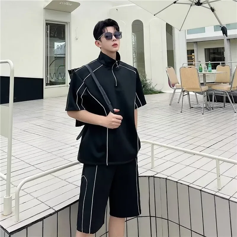 

Summer High-end Cool and Stylish Casual Sportswear Set Men Korean Style Loose Half-zipper T-shirt and Niche Shorts Two-piece Set