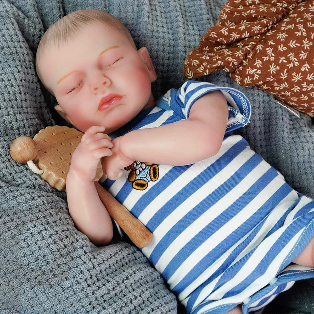 

Realistic and Lifelike Baby Doll with Feeding Toy Set Suitable for Children's Grandparents' Exquisite Companion Gift Set DIY Toy