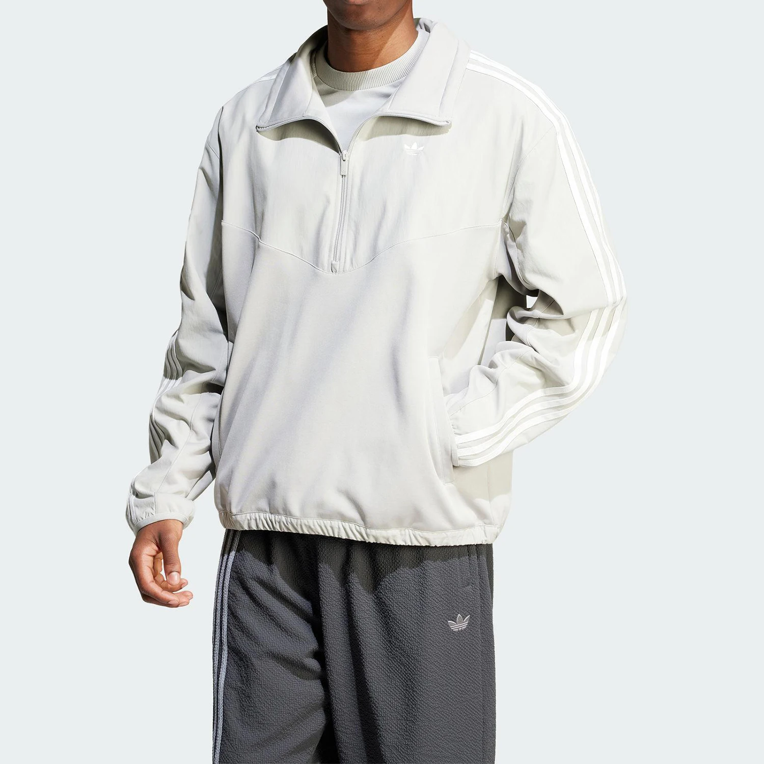 

Оригинальный мужской повседневный свитер Adidas Trefoil с воротником на молнии до середины груди KA3829