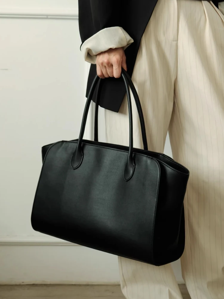 

Black Fashion Unique Elegant Genuine Leather Women Tote Bag\Handbag Simple Real Leather Commuter Underarm Shoulder Bag Big