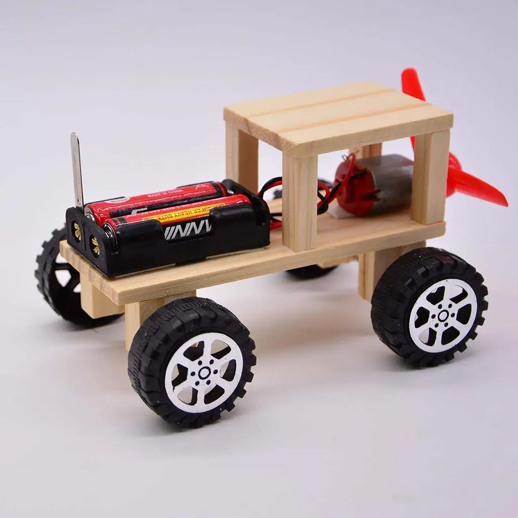 DIY Science Toy Mini Wind Powered Car Model Physics Experimental Equipment Starter Kit for Kids Science Learning