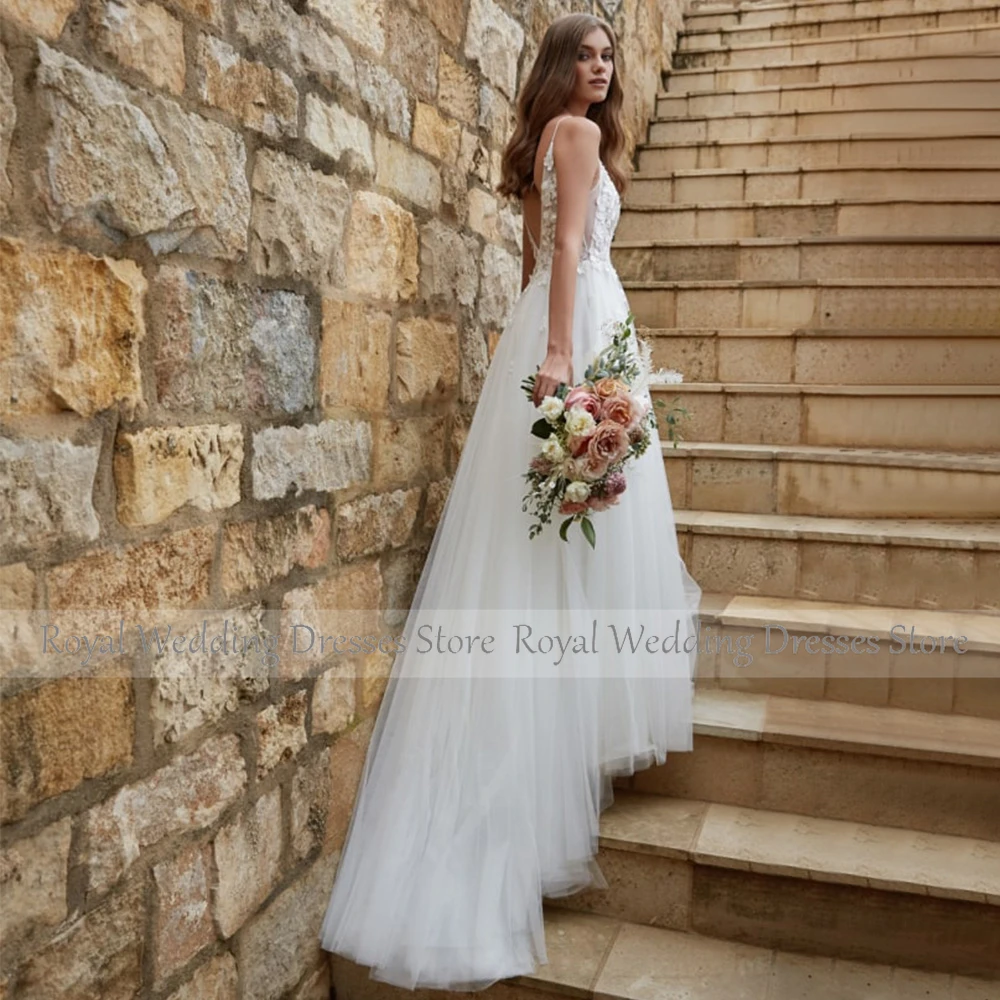 Vestidos de novia bohemios para mujer, vestidos de novia con cuello en V, línea A, tul blanco, flores 3D, tirantes finos, vestido de novia de playa 2023