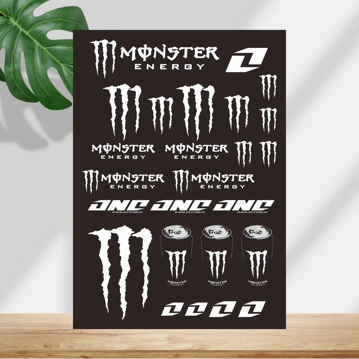 

Светоотражающая наклейка Monster Energy с белым логотипом, мотоциклетный бак, шлем, велосипед, набор автомобильных наклеек для YAMAHA Kawasaki Suzuki HONDA