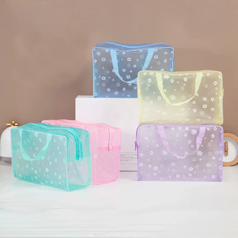 Bolsa de cosméticos transparente de PVC para mujer y niña, estuche de belleza impermeable con cremallera, bolso de viaje, bolsas de aseo, 1 unidad