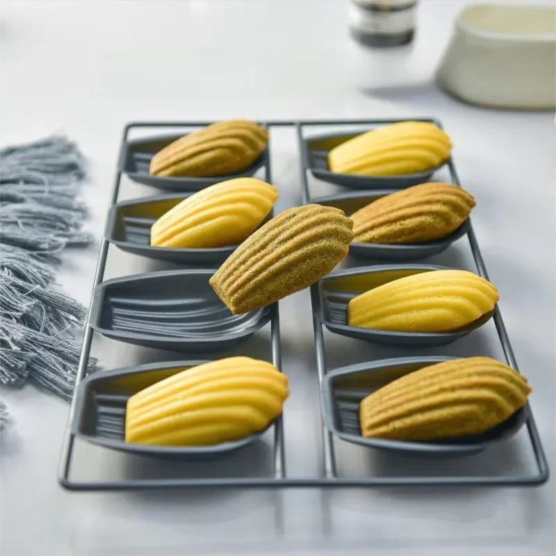 قالب كيك مادلين معدني بـ 8 تجا - مراجعة Kitchen Oven Baking Pans وسعره