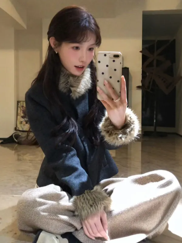 

Korean Sle ort Coat with Fur Collar Slim Fit Faionable Spring 2026 Women's Jaet Zipper Closure Casual Wear