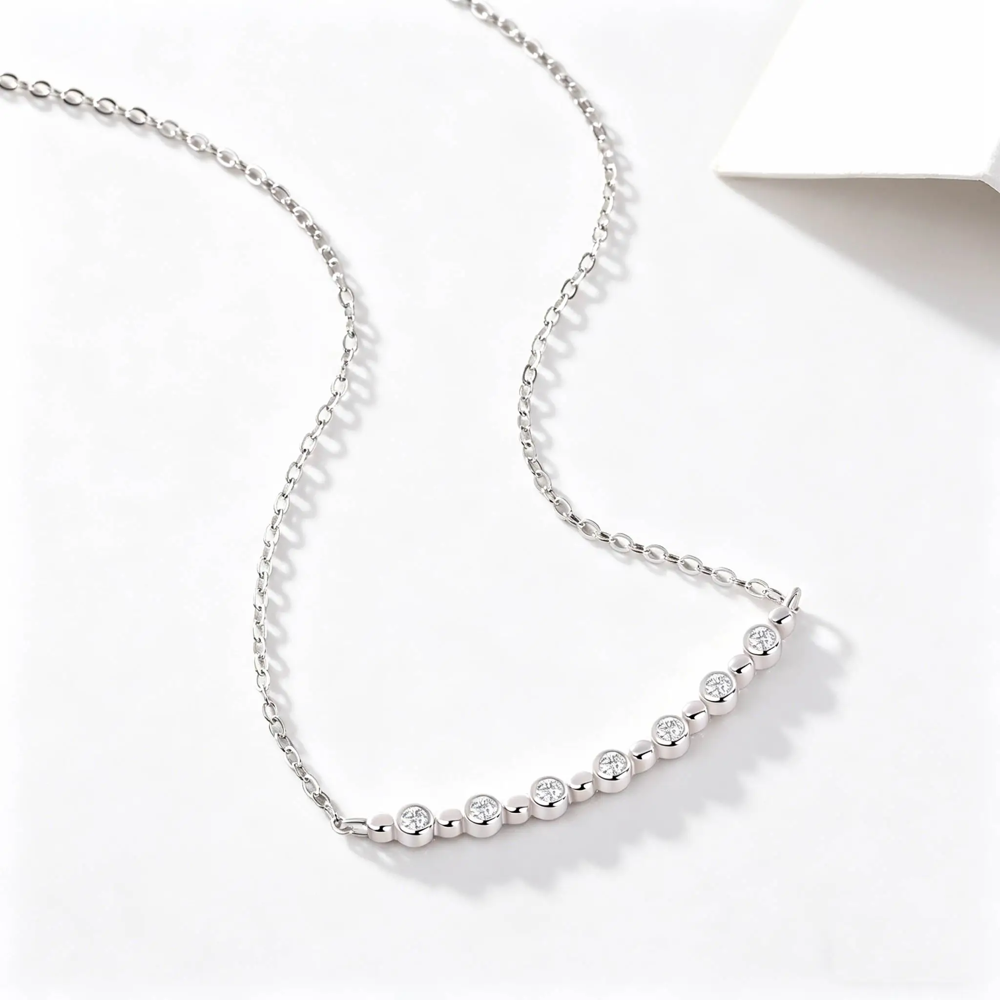 

Серебряное колье S925 с муассанитом в форме улыбки, регулируемая цепочка, сверкающий камень, подвеска, женское украшение для повседневной носки и вечеринок, подарок