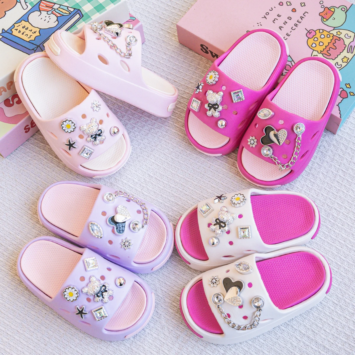 

New Trendy Cartoon Bow Tie Bear Versatile Girls' Eva Slippers Fashionable Dual-Color Soft Sole Non-Slip Sandals 831