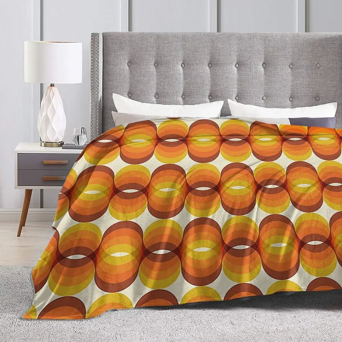 Orange, Brown, And Ivory Retro 1960s Wavy Pattern Blankets Warm Flannel Throw Blanket Plush for Bed Living room Picnic Home Sofa