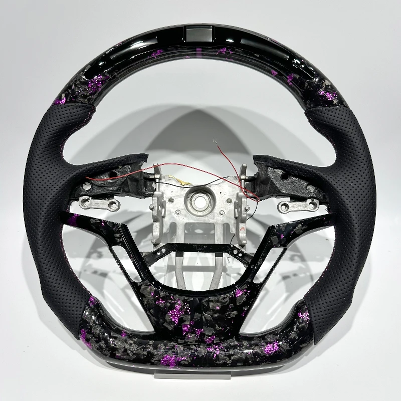 

Фиолетовое рулевое колесо из кованого карбона RPM для Hyundai Elantra, Genesis и Coupe.