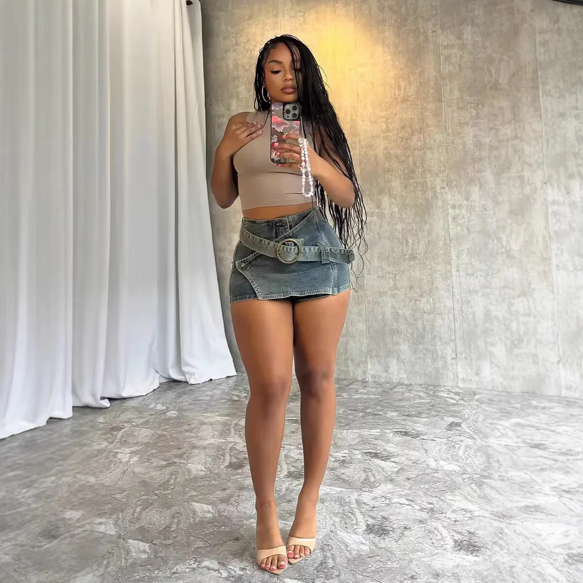 

European American Summer Women's Retro Irregular Patchwork Design Washed Denim Shorts. Fashionable High-waisted Casual Culottes