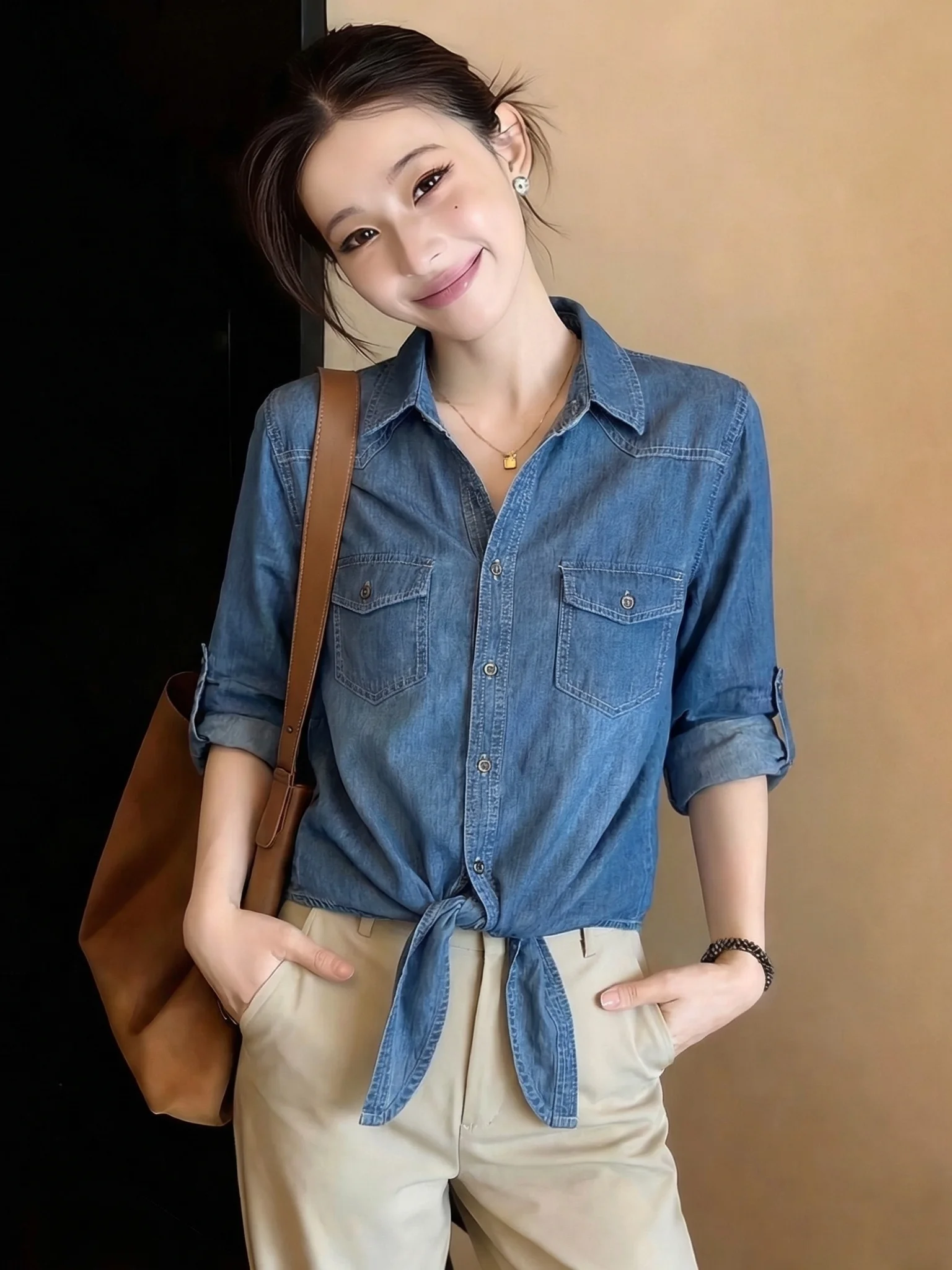

Retro Hong Kong Style V-neck Denim Shirt Women's Loose Fit Sleeveless Top Waist-cinching Seven-quarter Sleeve Business Casual