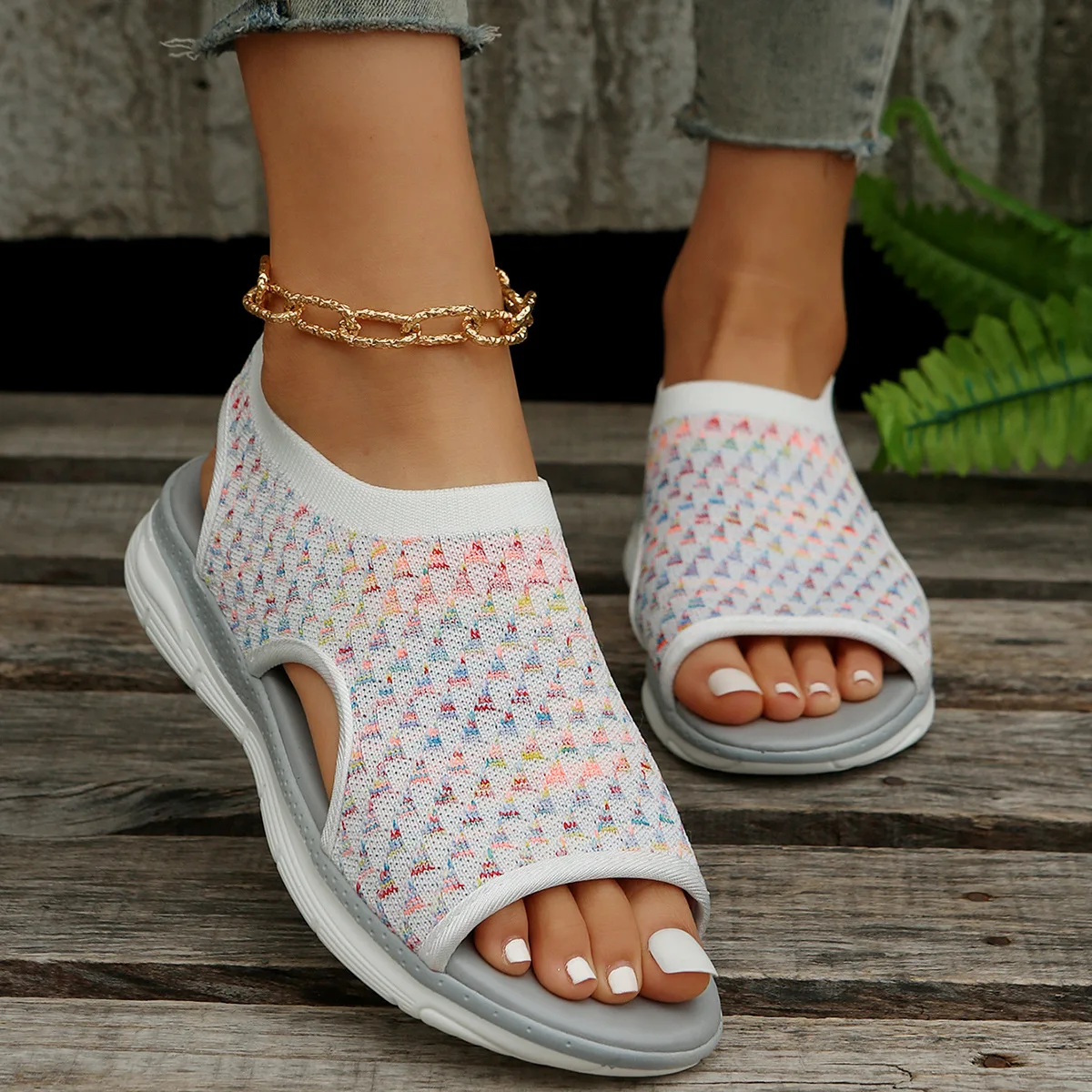 

2023 New Breathable Women's Sandals Fashion Open Toe Sandals Large Size 43 Trendy Comfortable Anti Skid Outdoor Women's Shoes