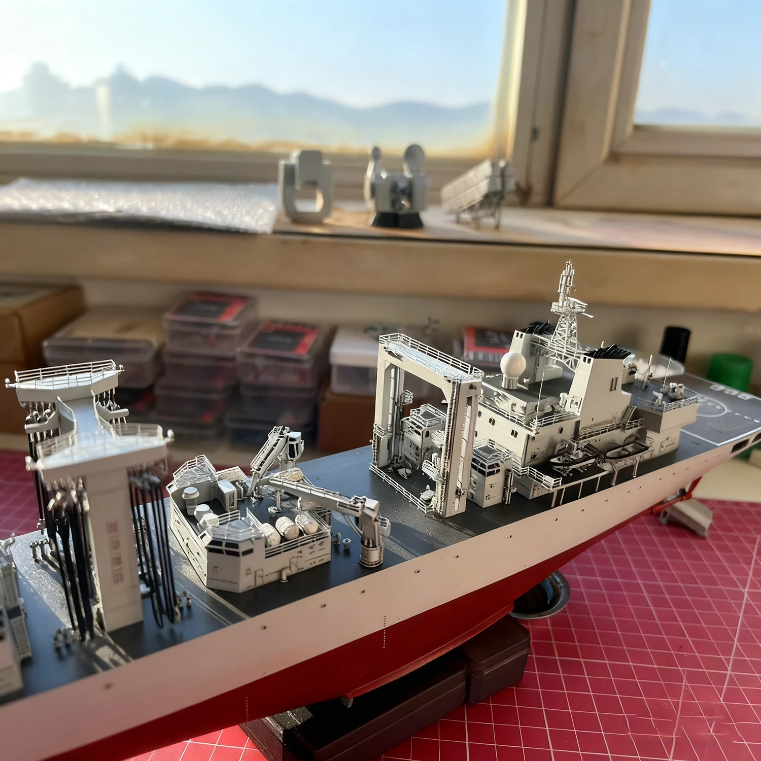 Modelo de montagem de navio de fornecimento 1/350 tipo 903a impressão de alta precisão detalhes requintados navios modelo estático navio brinquedo modelo de navio de guerra