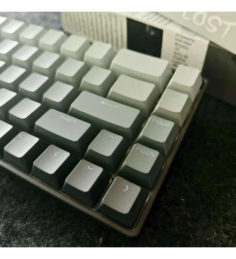 Gradual change gray mechanical keyboard keycap is engraved with light, gradual change adaptation 68 keys 87 keys 108 keys