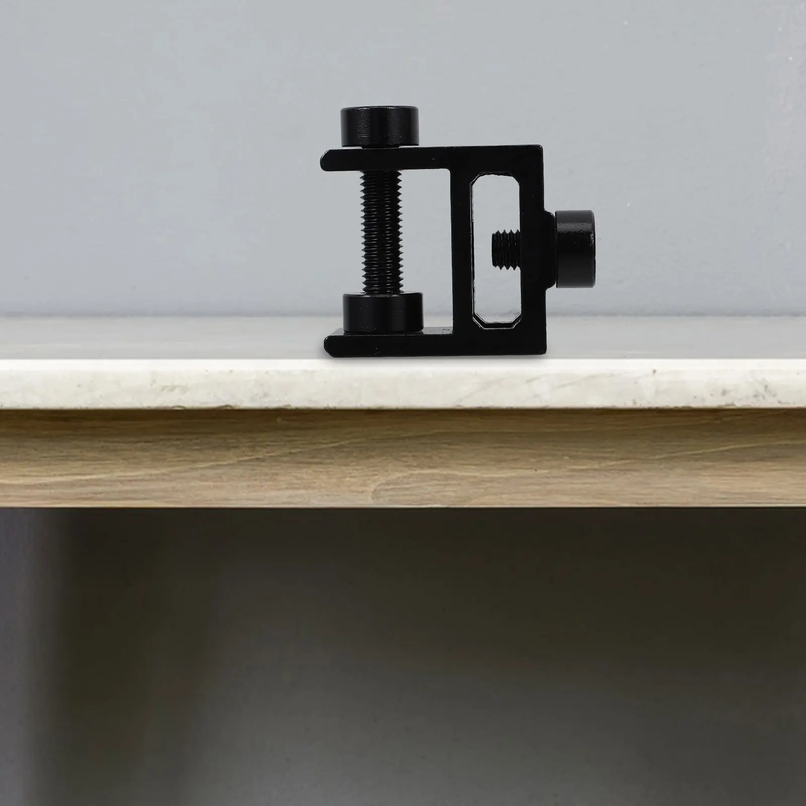 

Adjustable Table Lamp Mount Aluminum Alloy Desktop Holder for Camping Light Bracket Outdoor Indoor Use Camping Light Bracket