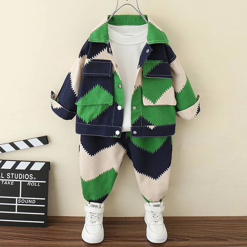 Baby boy clothes Camouflage wind cotton 2cps suit in spring and autumn, two colors are suitable for boys\' leisure sports style.