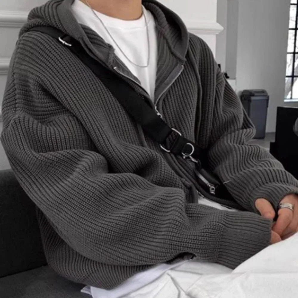 เสื้อแจ็คเก็ตผู้ชายสีพื้นมีฮู้ด แขนยาว สไตล์อเมริกันย้อนยุค แฟชั่นสตรีท ทรงหลวม สบายๆ  แบบใหม่ล่าสุดสำหรับฤดูใบไม้ร่วง